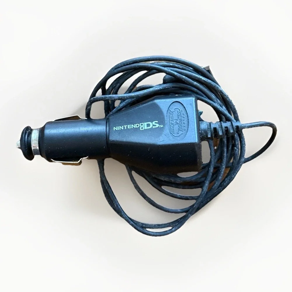OEM Nintendo DS Lite 12 Volt DC Car Charger Power Cord Authentic Switch N' Carry